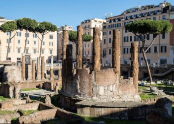 Discover Rome’s Historic Archaeological Site and its Renowned Stray Cat Community, Now Open for Tours