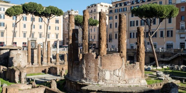 Discover Rome’s Historic Archaeological Site and its Renowned Stray Cat Community, Now Open for Tours