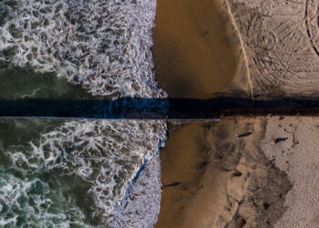 San Diego and Tijuana Youth Symphonies Merge for a Barrier-Breaking Performance