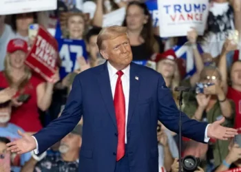 Trump will fight Biden remote work deal; union vows to fight back