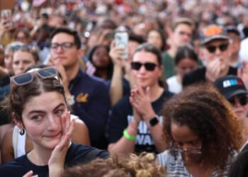 Feeling Blue: Angry Donors Turn Off Money Flow to ‘Hopeless’ Democrats