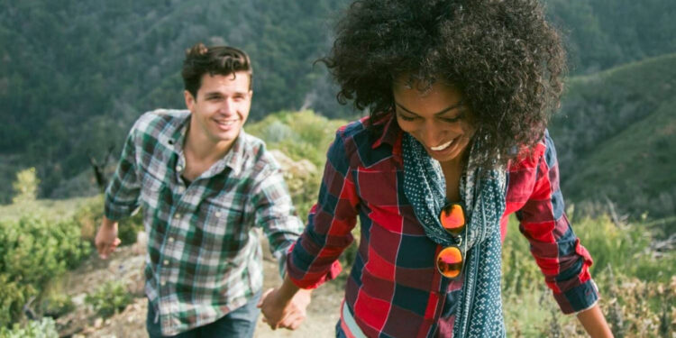 Here’s the Psychology of a Romantic Relationship That Expands the Self