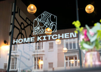 Michelin-Starred Chef Heads Restaurant Entirely Staffed by Formerly Unhoused People