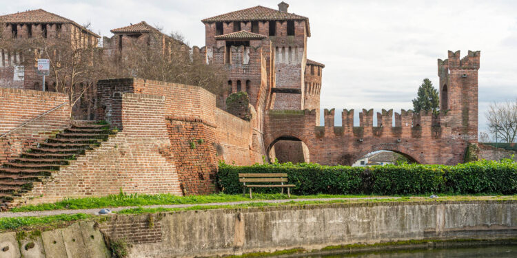 Better Than Fiction: A da Vinci Sketch Led Experts to Secret Tunnels in a Castle