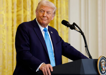 CBS Poll: Signal-Gate Fails as Trump Maintains 50 Percent Approval Rating