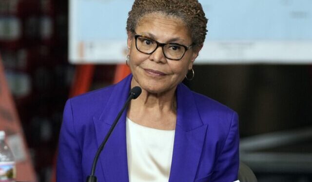 L.A. Times: Mayor Karen Bass Is Deleting Her Text Messages