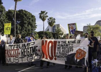 Two L.A. Schools Refuse Entry to Federal Homeland Security Officials