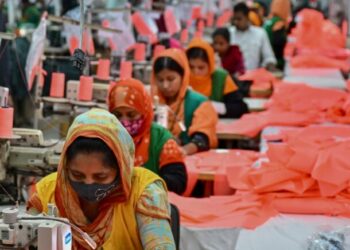 Major garment producer Bangladesh says US buyers halting orders