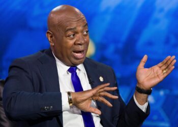 Newark Mayor: I Wasn’t at ICE Facility to Get Arrested, But It’s Moment Where People Choose to Put Selves in Danger