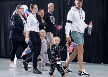 First White South African Refugees Arrive in U.S., Welcomed by Trump Admin