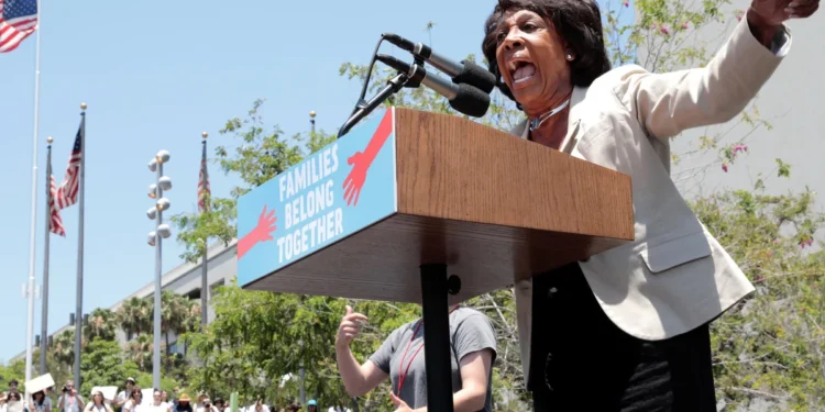 Maxine Waters: Trump Is ‘Cruel, Dishonorable Human’ for Deploying National Guard to L.A. Protests