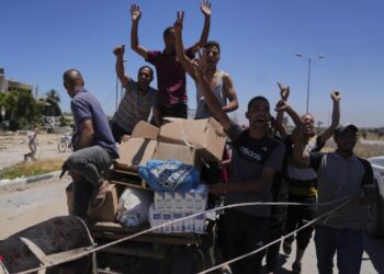 Hamas Attacks Bus of Workers from American Aid Group in Gaza; 5 Deaths; Hostages Possible