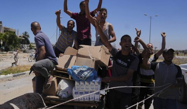 Hamas Attacks Bus of Workers from American Aid Group in Gaza; 5 Deaths; Hostages Possible