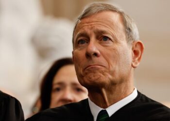 Chief Justice John Roberts Warns Politicians on ‘Both Sides’ Against Violent Rhetoric Targeting Judges