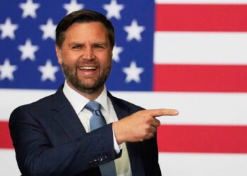 Vance Smashes It Out of the Park, Schools Kristen Welker on Redistricting, Illegal Aliens