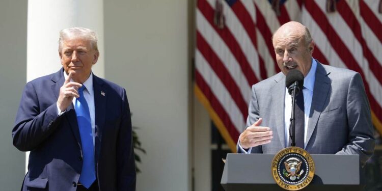 Watch: Sparks Fly As Dr. Phil Calls Out Bill Maher’s ‘Bull’ Over ICE Deportations to His Face