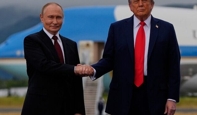 Poll: Trump Approval Surges to 54 Percent After Meeting with Putin