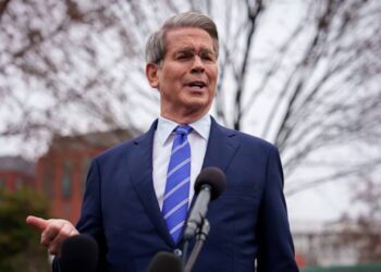 Treasury Secretary Bessent in Labor Day ‘No Tax on Tips’ Diner Interview: Time for ‘Parallel Prosperity’ Where ‘Main Street and Working Americans Do Great’