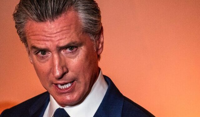 Newsom Signs Mask Ban Aimed at ICE; U.S. Atty: ‘No Jurisdiction’