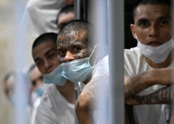 Divided Fifth Circuit Blocks Trump’s Use of Alien Enemies Act for Deportations