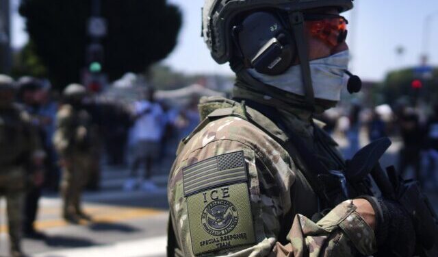 California Assembly Passes Bill Targeting Federal Officers Who Wear Masks