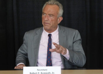 Over 1,000 HHS Employees Sign Letter Demanding Robert F. Kennedy Jr. Resign