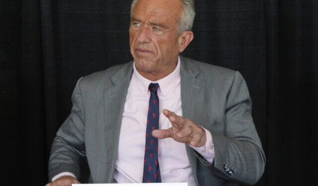 Over 1,000 HHS Employees Sign Letter Demanding Robert F. Kennedy Jr. Resign