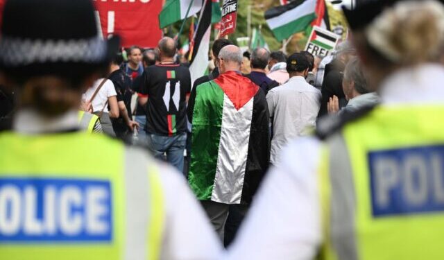 Jewish Man Arrested for ‘Antagonising’ Pro-Palestine Protesters by Wearing Star of David: Report