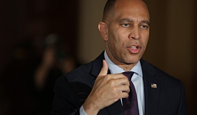 Democrat Leader Hakeem Jeffries Stands by Jay Jones: ‘Appropriately Apologized for His Remarks’