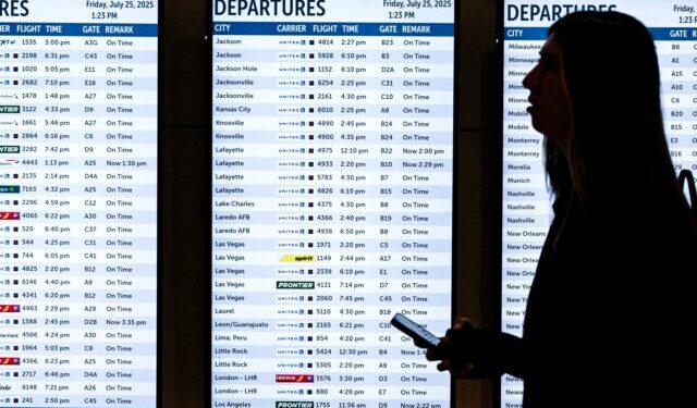 Democrats Seek Healthcare Funds to Help Migrants Not Self-Deport