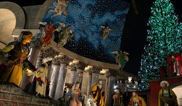 Politico Frames European Christmas Celebrations as ‘Far-Right Spectacle’